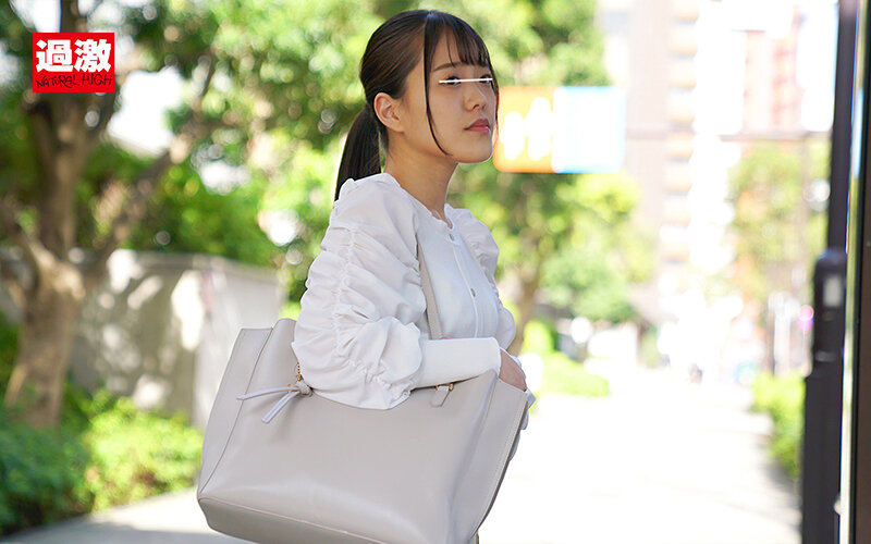 【中出し】 強●ガンギマリ集団痴●バス ～媚薬で感度が上がった体を何度...