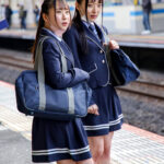 【中出し】 痴●OK娘スペシャル 豪華版 毎朝、電車で見かける美少女J○2人組を連日痴●で中出しまでOKさせろ 『高画質』