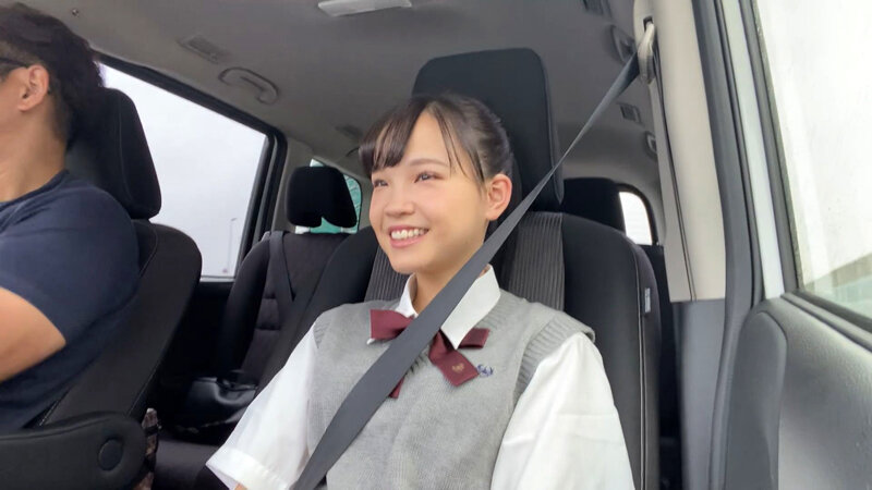 【中出し】 駅弁露出 抱っこSEXが大好き！！パイパン微少女をパンパン...