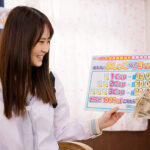 【中出し】 素人バラエティ 聖水を1杯3万円で売って下さい！街角でナンパをうぶっこJ○が挑戦する、オメコ蛇口から小便ゴキュゴキュ！おしっこ飲ませチャレンジ！人生初の放尿プレイですっかりあたおかになった素人娘は小便ぶちまけのナマ中出しSEXもOKしちゃうのか？ 『高画質』