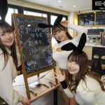 【中出し】 ラブホお泊り女子会デカ乳逆バニーハーレム 全裸よりエロい格好をしたコスプレサークルの同期たちに朝が来るまで寝ずに9回射精させられ続けたカメコの僕 姫咲はな 水原みその 神坂朋子 『高画質』