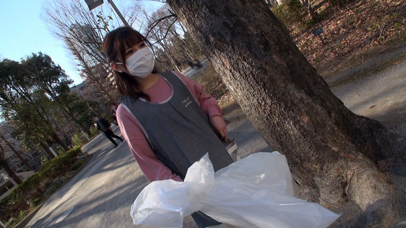 【中出し】 ガチナンパ！ 初々しい新人保育士さん童貞チ○ポに赤面興奮！...