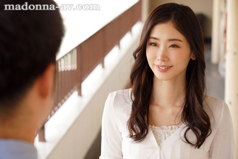 【中出し】 甘い囁きに流されるまま、僕は大学を留年するまで、人妻との巣...