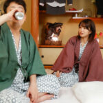 【中出し】 朝起きたら部屋に浴衣がはだけた後輩女子社員！いつも生意気で悪態ばかりついてくるのに、甘えてきたので… 倉本すみれ 『高画質』