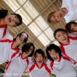 【中出し】 肉感人妻7人VS男1人！！ど淫乱中出し大乱交コミック実写化！！ 俺が人妻達と乱交三昧の理由 同人作家:鐵喰 原作 新感覚実写化！！原作にリアルな肉弾エロスを増強した力作！！ 『高画質』