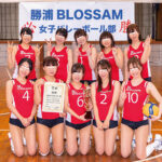 【中出し】 Hなママさんがきっかけで芋づる式に大集合！！ 勝浦では敵なし最強ママさんバレー部が早漏に悩む男性のちんちん研究 旦那とご無沙汰欲求不満妻7名収録【マジックミラー号25周年記念作品】 『高画質』