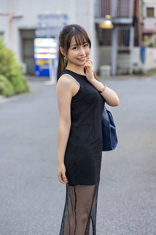 【中出し】 夏休みにお金を使い過ぎて金欠でウブな女子大生をガチナンパ！...