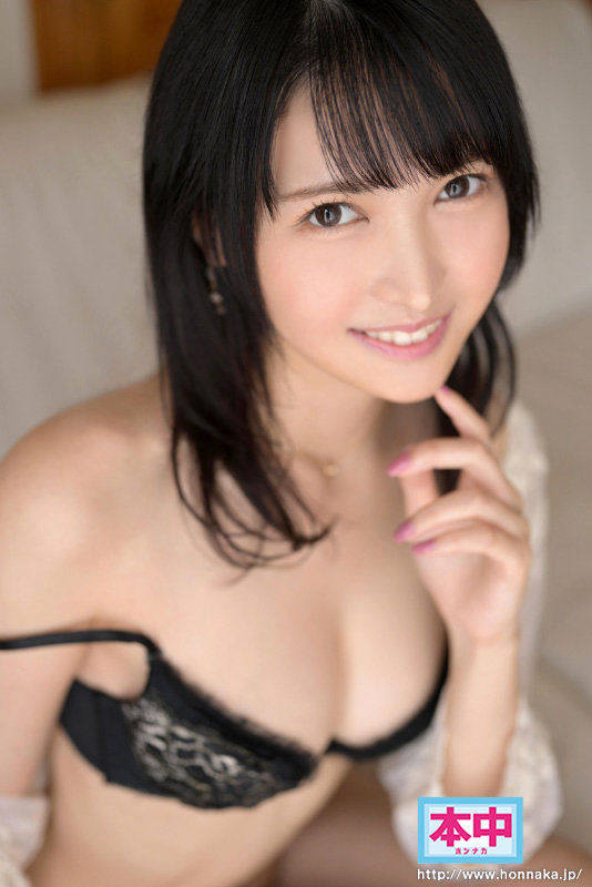 【中出し】 極細美クビレBODYはじめてのナマ中出し 濃密なキスから始...