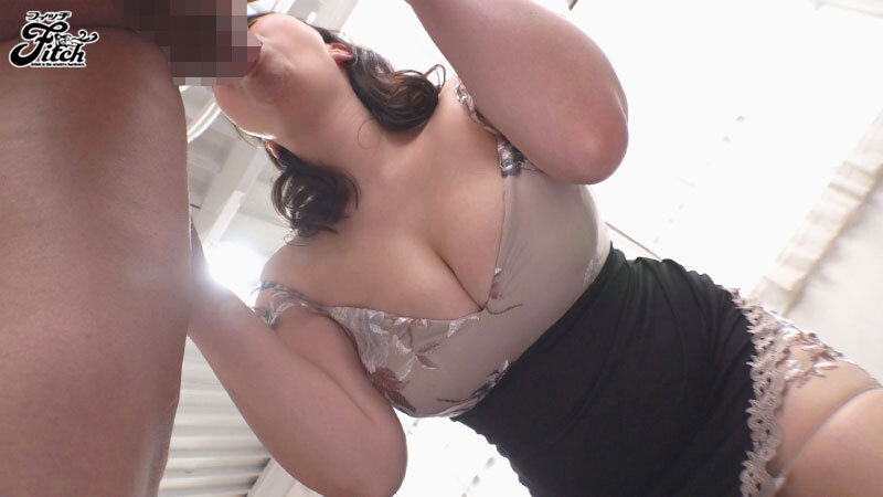 【中出し】 大宮で大人気の抱き心地が抜群過ぎるむっちり爆乳ソープ嬢10...