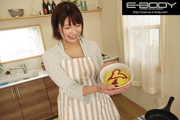 【中出し】 お嫁さんにしたい家庭的な激むちGcup娘 瀬田一花 E-B...