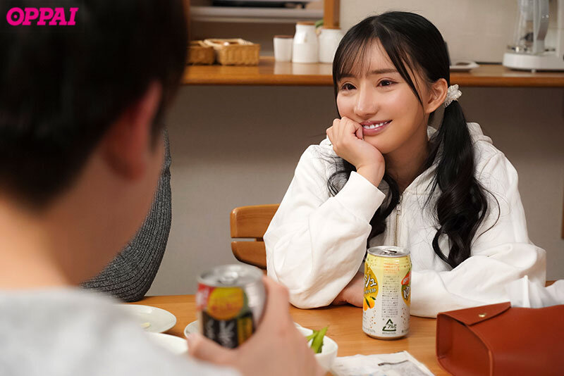 【中出し】 20年来の親友を裏切ってあいつの彼女とコンドームを使いきっ...