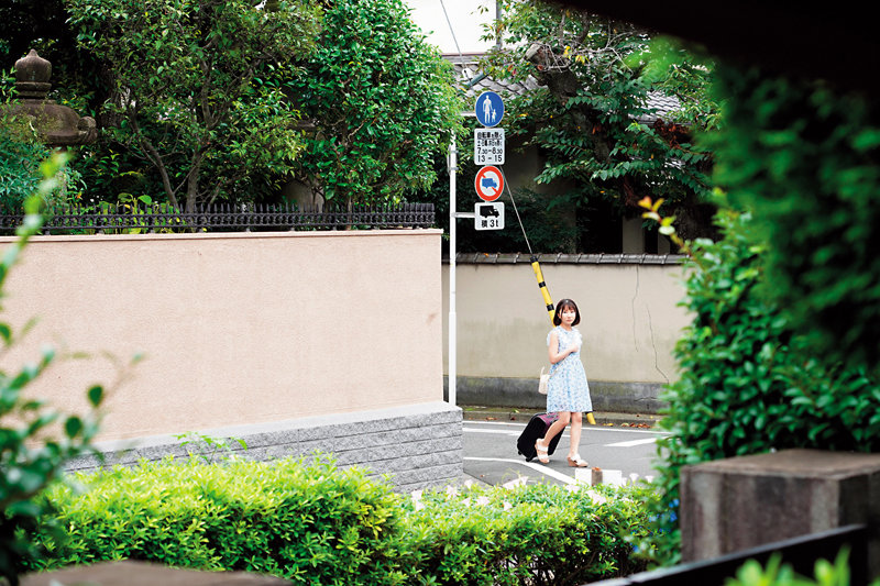 【中出し】 パイパン田舎美少女～姪っ子を待ち伏せる叔父～ちびっ子かな1...