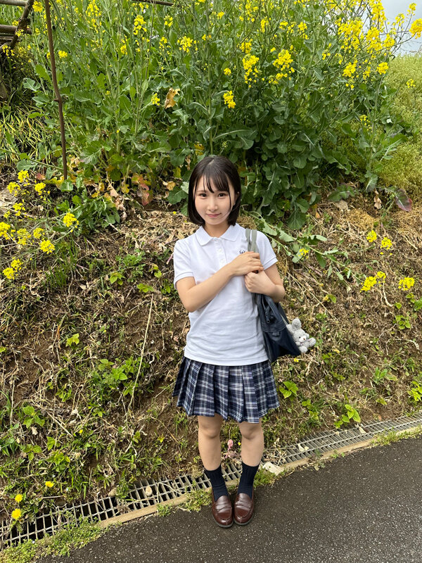 【中出し】 駅弁露出 抱っこSEXが大好き！！パイパン微少女をパンパン...