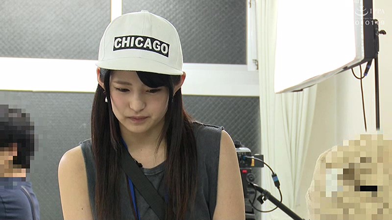 【中出し】 ついに口説けた！ハメられてAVデビューしてしまったサディス...