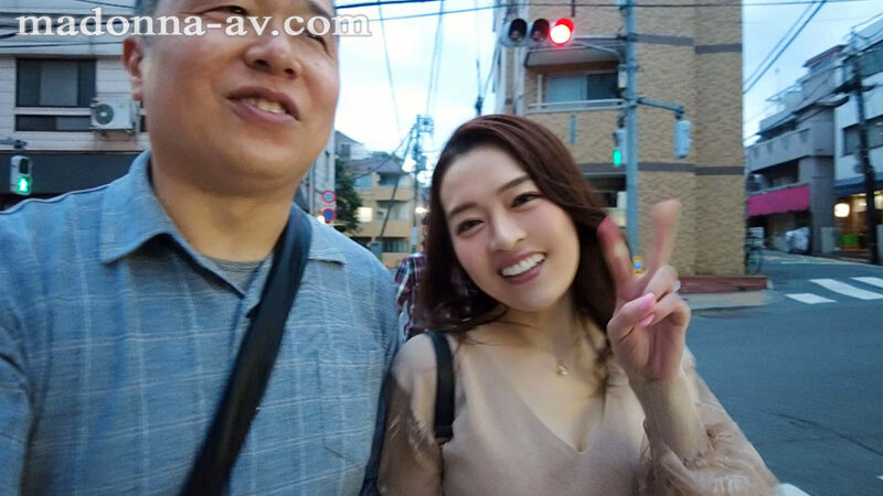 【中出し】 今夜はキミを寝かさない…極上の人妻とお泊り中出しスイートル...