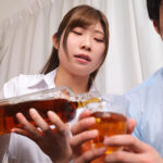 【中出し】 出張先で相部屋になった奥手な上司を誘惑し限界まで射精させるOL 渡森ちひろ 『高画質』