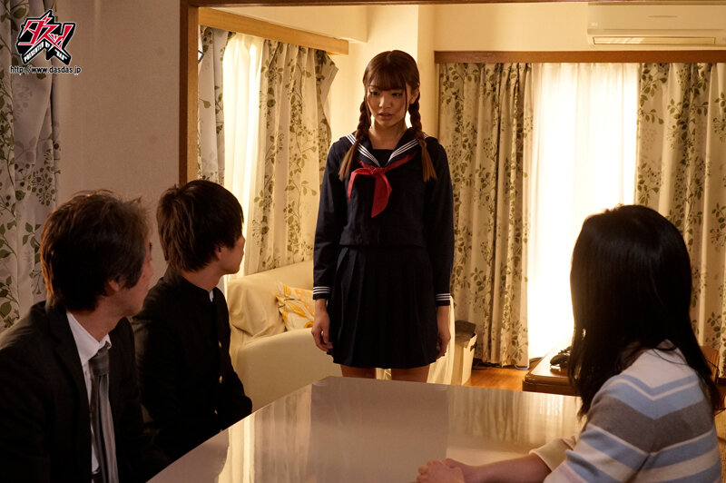 【中出し】 年下幼馴染の想いを中出しで受け止める、結婚を控えた隣の美尻...