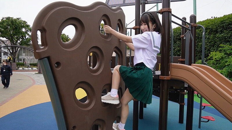 【中出し】 きみは中出しなんてされないと思いながら僕に近付いてきた 0...