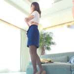 【中出し】 美乳人妻限定！乳首こねくり我慢ゲーム大会 ノーブラ透け乳首をず～っとコリコリされ感度が爆上がりした人妻はデカチンを見せつけられて中出しも拒めないのか！？2 『高画質』