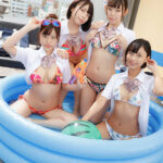 【中出し】 イケてる女子グループが学校の屋上にプールを設置！制服×プール×水着のエロ過ぎる組み合わせに勃起して…去年まで女子校だった学校に編入したら… 『高画質』