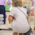 【中出し】 コンビニで無防備に透けているパンティに超絶フル勃起！超スケスケワンピ姿で商品を取る度に尻を突き出すとパンティが透けまくり無防備女子は絶対に… 『高画質』