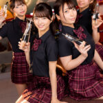 【中出し】 3年E組の文化祭の模擬店はメンズエステ！エッチな施術は当たり前！裏オプも当たり前！デカチンならば本番ヌルヌルFUCKも堪能できる完全無法地帯 『高画質』