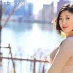 【中出し】 地元へ帰省した三日間、人妻になっていた幼馴染のお姉さんと時を忘れて愛し合った記録―。 水野朝陽 『高画質』