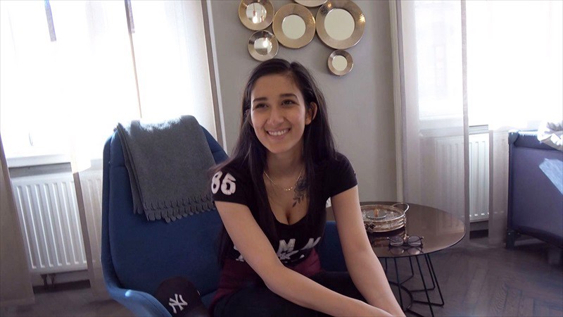 【中出し】 ティーン限定 ナマ中出し欧米裏通りナンパ 002 『高画質...