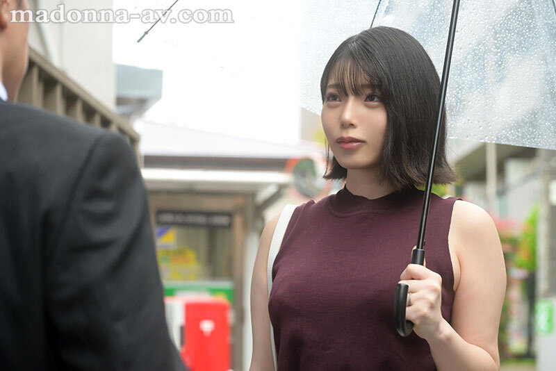 【中出し】 昔俺の事が好きだった地味な幼馴染が、色気漂う巨乳人妻に進化...