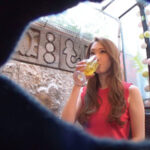 【中出し】 ≪一人飲み女子は内心寂しい？≫ ナンパお持ち帰りしたら男とご無沙汰！？「もっと、もっと突いて」おかわりピストンおねだり絶倫お姉さん。 『高画質』