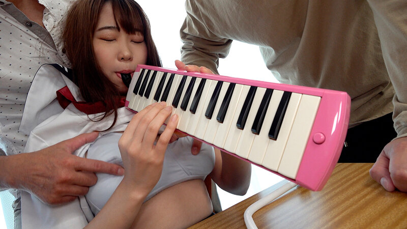 【中出し】 鍵盤ハーモニカでオナニーする妹の爆乳は一見にしかず！Hカッ...