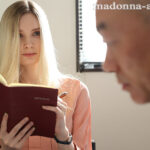 【中出し】 人妻秘書、汗と接吻に満ちた社長室中出し性交 男の憧れ『金髪』×『秘書』ついに登場！！ リリー・ハート 『高画質』