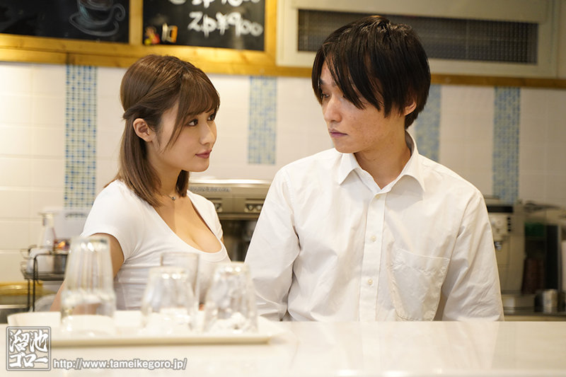 【中出し】 バイト先NTR 欲求不満な人妻の愚痴を聞いていたら毎日中出...