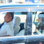 【中出し】 タクシー運転手のお父さんは乗車客が少なくてノルマが達成できない時は娘の私を乗せて誰もいない山奥まで行き中出しカーセックスします 星空めい 『高画質』