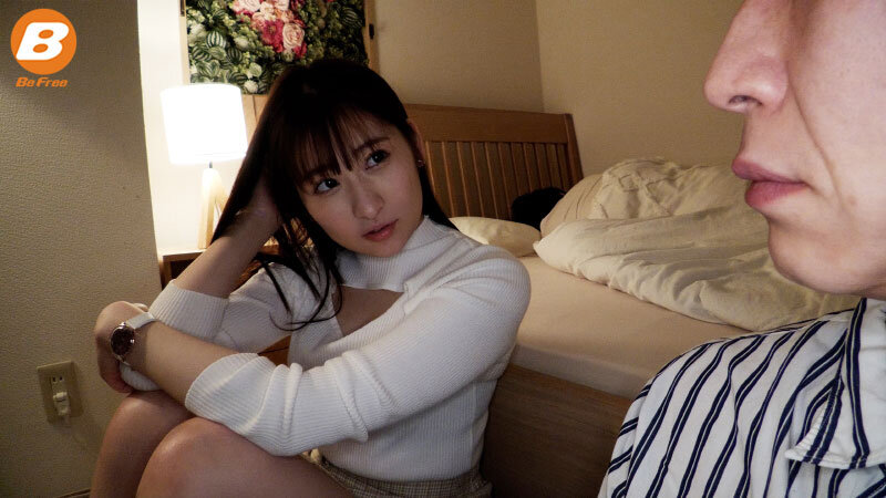 【中出し】 親友の彼女から誘惑されて僕は理性を失って朝っぱらから一日中...