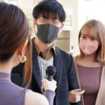 【中出し】 残酷ミラーゲームに負けるとエロ罰ゲーム あじわった事のないデカチンで清楚な若妻達が隣に旦那がいる状態でもおかまいなしで中出しSEX！なんとオカワリしてきた若妻も！！6 『高画質』