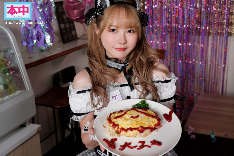 【中出し】 コンカフェで出会った推しの女の子とデリヘルでバッタリ遭遇！...