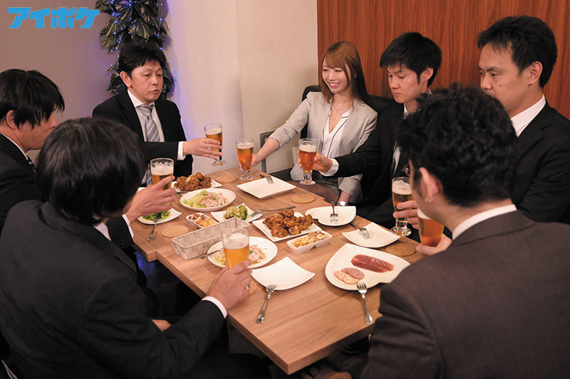 【中出し】 「ホテルで休憩しよっか？」 新入社員歓迎会で酔いつぶれた僕...