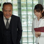 【中出し】 人妻秘書、汗と接吻に満ちた社長室中出し性交 『逸材。』超・大型新人《秘書》シリーズに登場―。 安みなみ 『高画質』