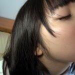 【中出し】 色白つるつるパイパン少女 汗だく中出しデビュー 感じまくると汗だくでイキまくる敏感少女見つけました なな 『高画質』