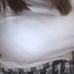 【中出し】 張り裂ける爆乳女子大生を1日レンタル！アパレルの仕事と嘘ついて見つけたデカパイ女子を騙して「白Tで来て！」と伝えて会ったら…おっぱいがさらに膨張！ 『高画質』