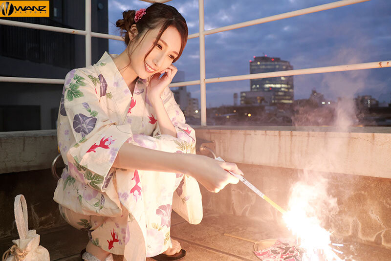 【中出し】 やっぱり、君が大好きだ！地元の夏祭りで初恋の幼馴染と再会…...