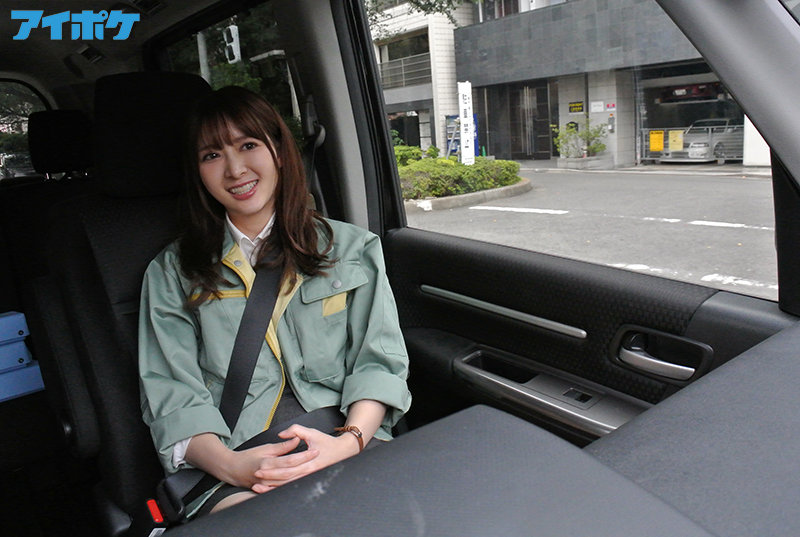 【中出し】 【勤務中】ーサボり密交ー 営業回り中の車内で隣に座る気の強...