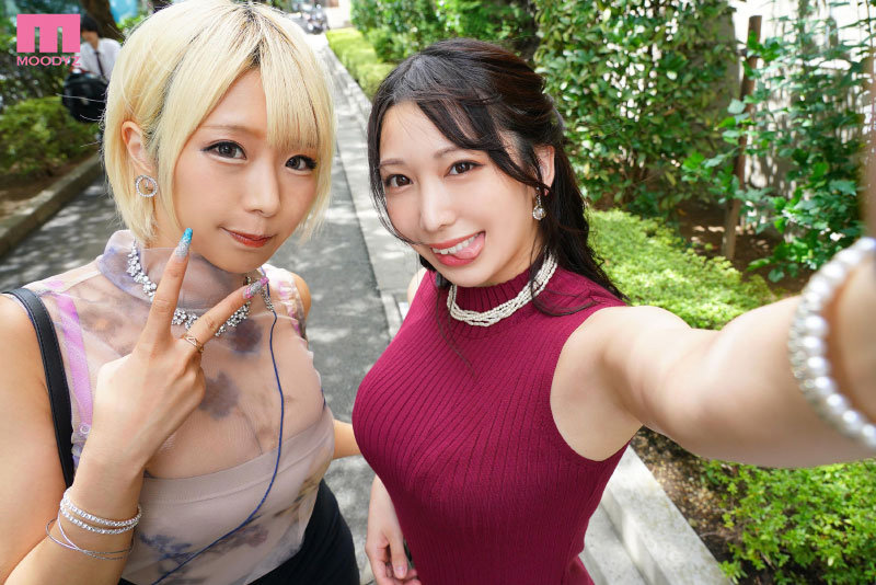 【中出し】 M男クン家にデカ尻ギャルGOGOデリバリー！「W巨尻プレス...
