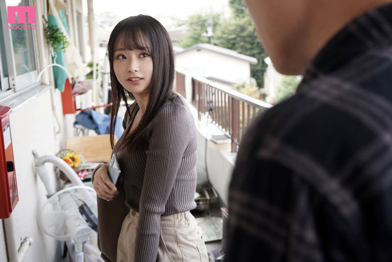 【中出し】 ゴミ部屋の絶倫濃厚オヤジに乳首ビンビンで爆乳を揉まれて中出...