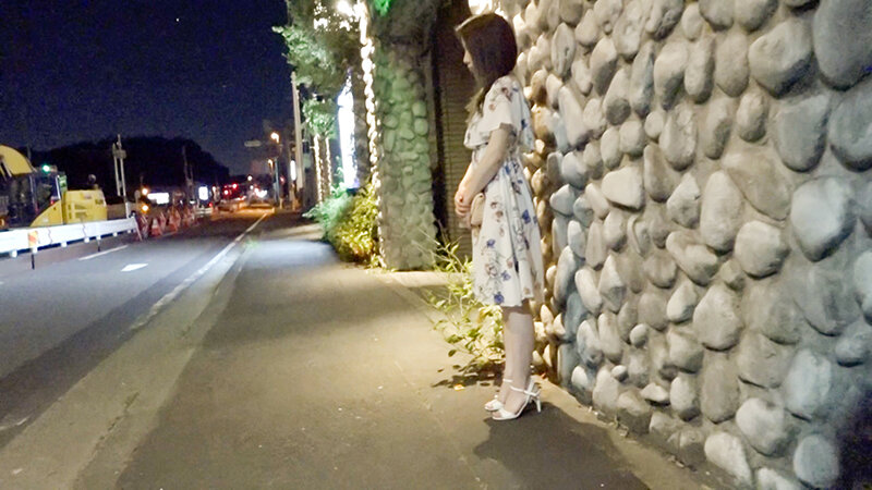 【中出し】 そこらへんの風俗では出会えない美人ぎる素人風俗嬢との本番交...