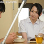 【中出し】 僕のわがままを全て受け入れてくれる、人妻ヘルパーかなさんの密着中出し看護 水戸かな 『高画質』