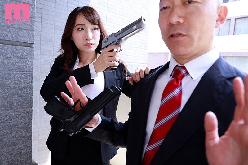 【中出し】 ～夫の上司に犯●れる最強美女～捜査官を辞めて妻になったのに...