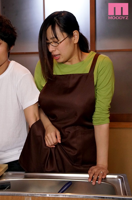 【中出し】 おばさんの肉体が気持ち良過ぎるから《後編》 ～ボクのおばさ...
