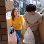 【中出し】 隣に引っ越してきたスレンダー美女は、明るい雰囲気を出しながらもいつも寂しげ…元人妻と我を忘れて中出しセックス 森沢かな 『高画質』